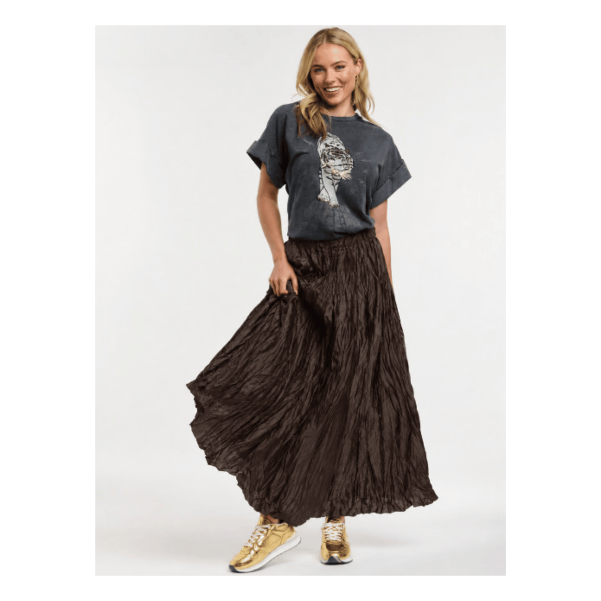 Sofia Crinkle Maxi Skirt | Chocolate | Urban Luxury