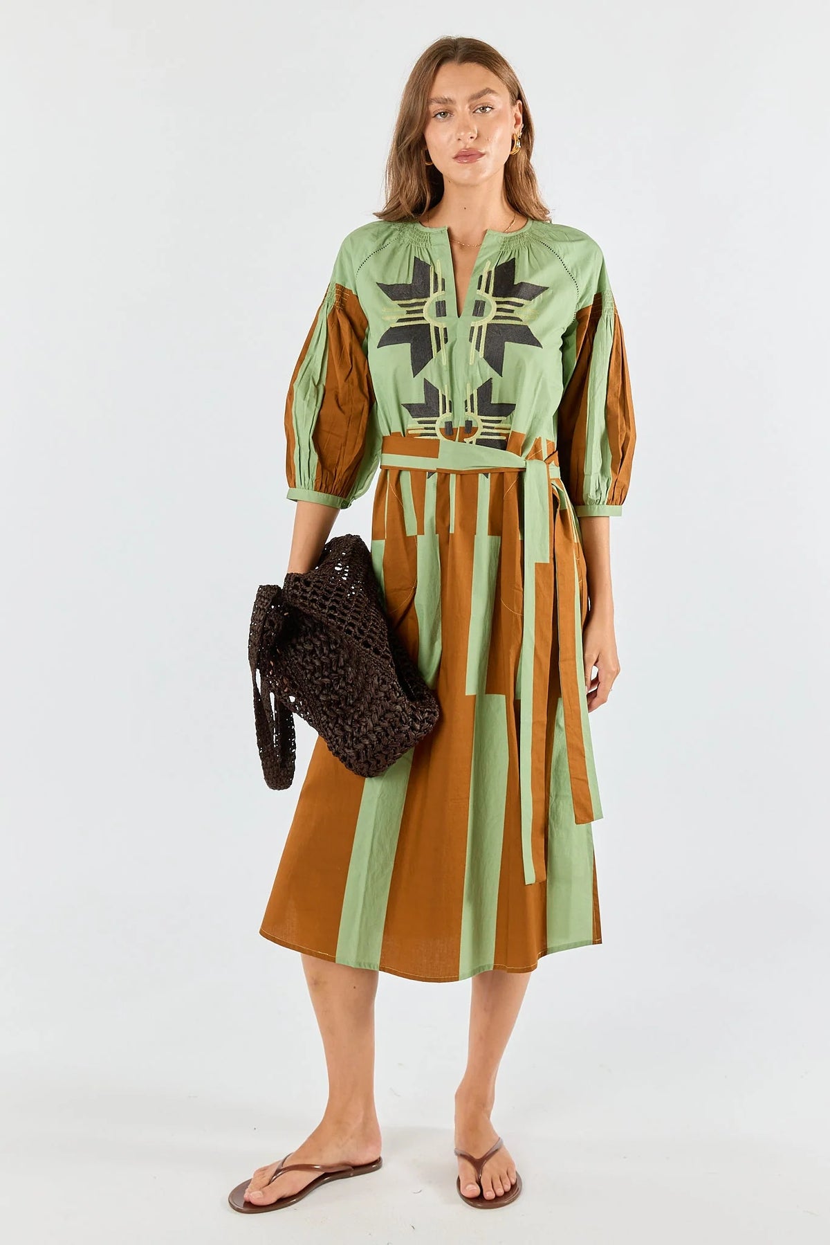 Cension Embroidered Kaftan | Khaki | Itami
