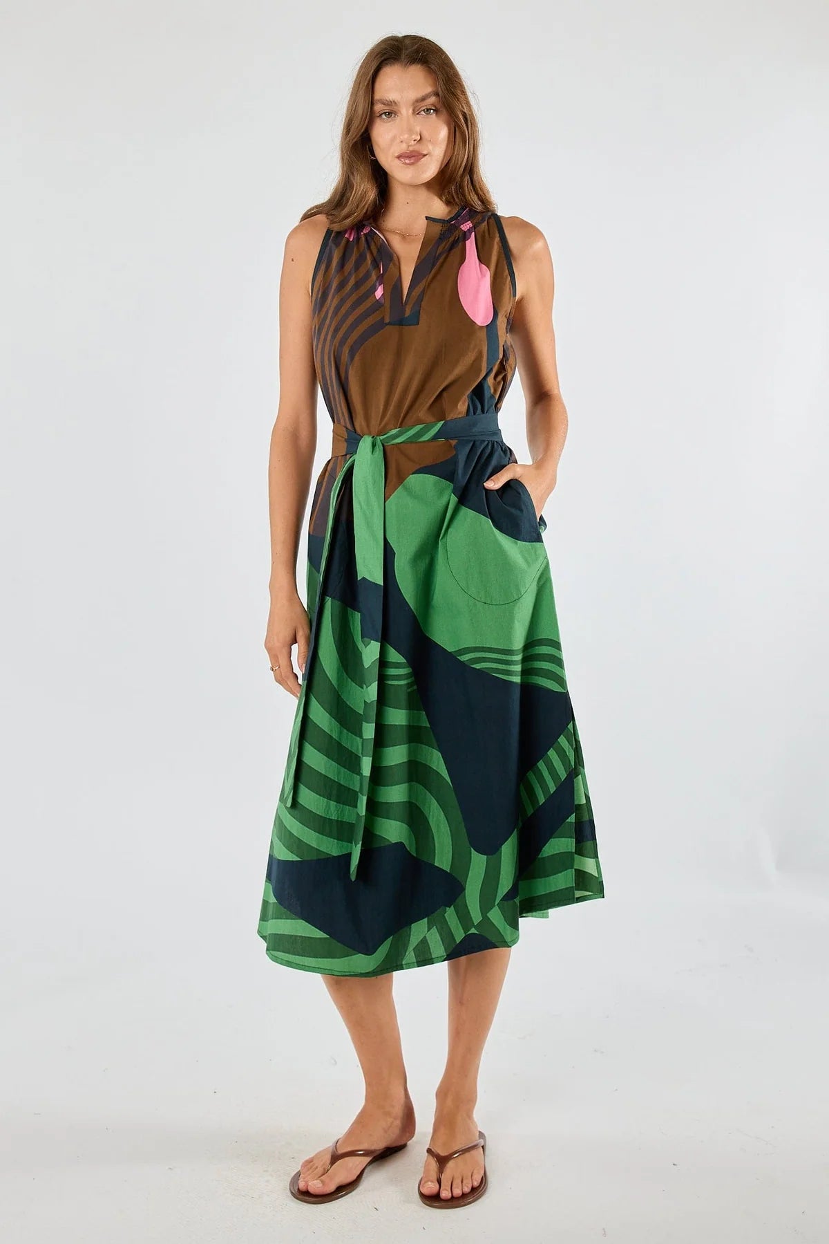 Papillon Sleeveless Dress | Black | Itami