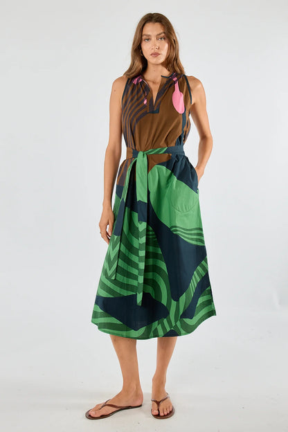 Papillon Sleeveless Dress | Black | Itami