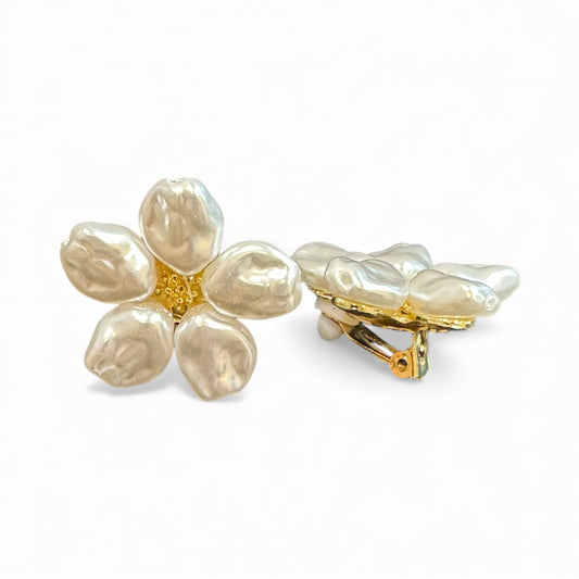 Jewellery - Flower Clip on Earrings