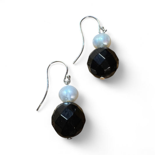 Jewellery - Earrings Onyx Pearl Sterling Silver Hook