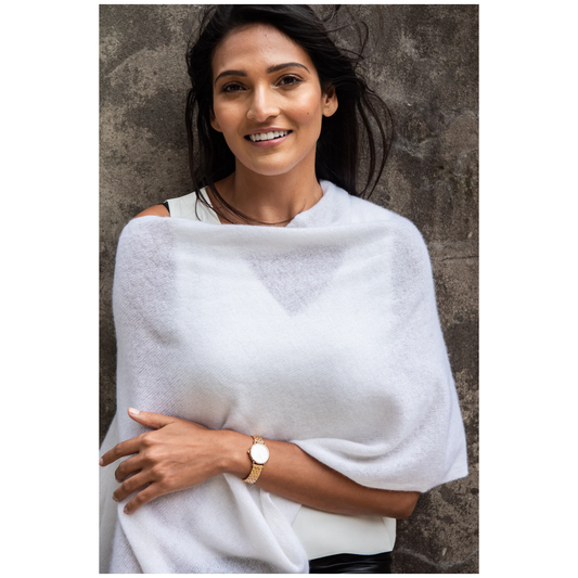 Classic Travel Poncho - White | 100% Cashmere