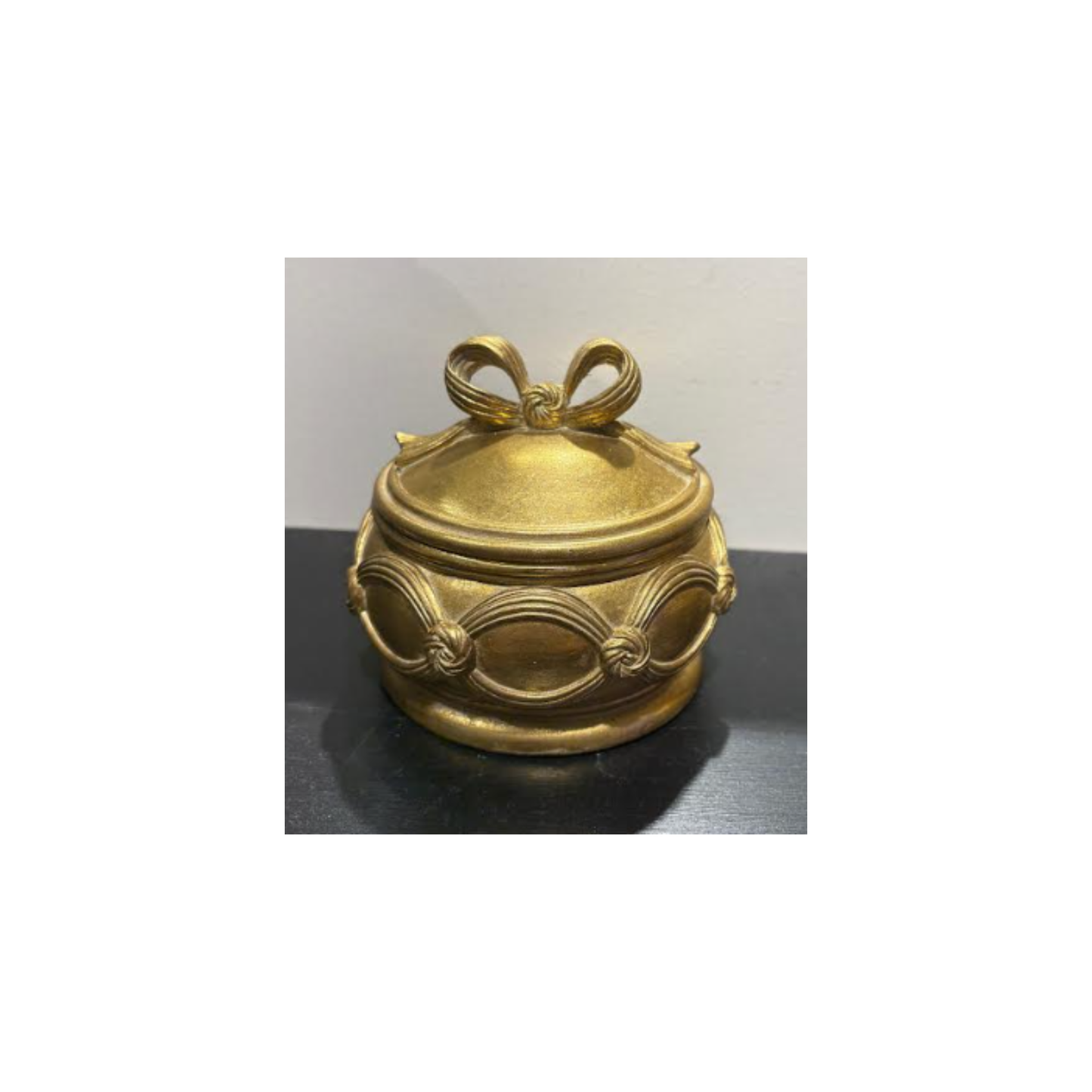 Trinket Box with Gold Bow | Round | PICK-UP IN-STORE ONLY