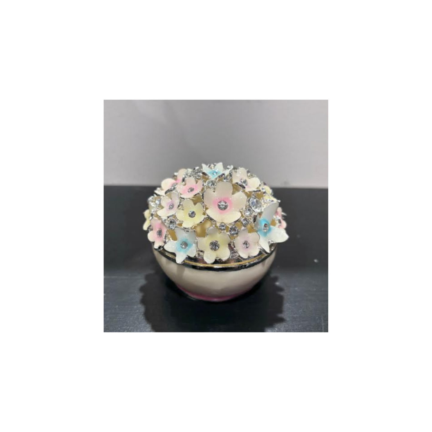 Daisy Trinket Box - Pastel  | PICK-UP IN-STORE ONLY