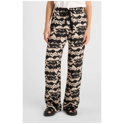 Le Temps Des Cerises - Genevieve Pant | Black