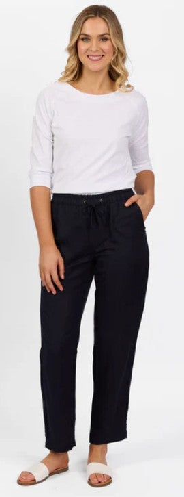 Vassalli - Airlee Slim Leg Ankle Grazer Pant