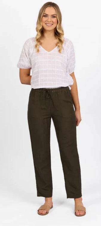 Vassalli - Airlee Slim Leg Ankle Grazer Pant