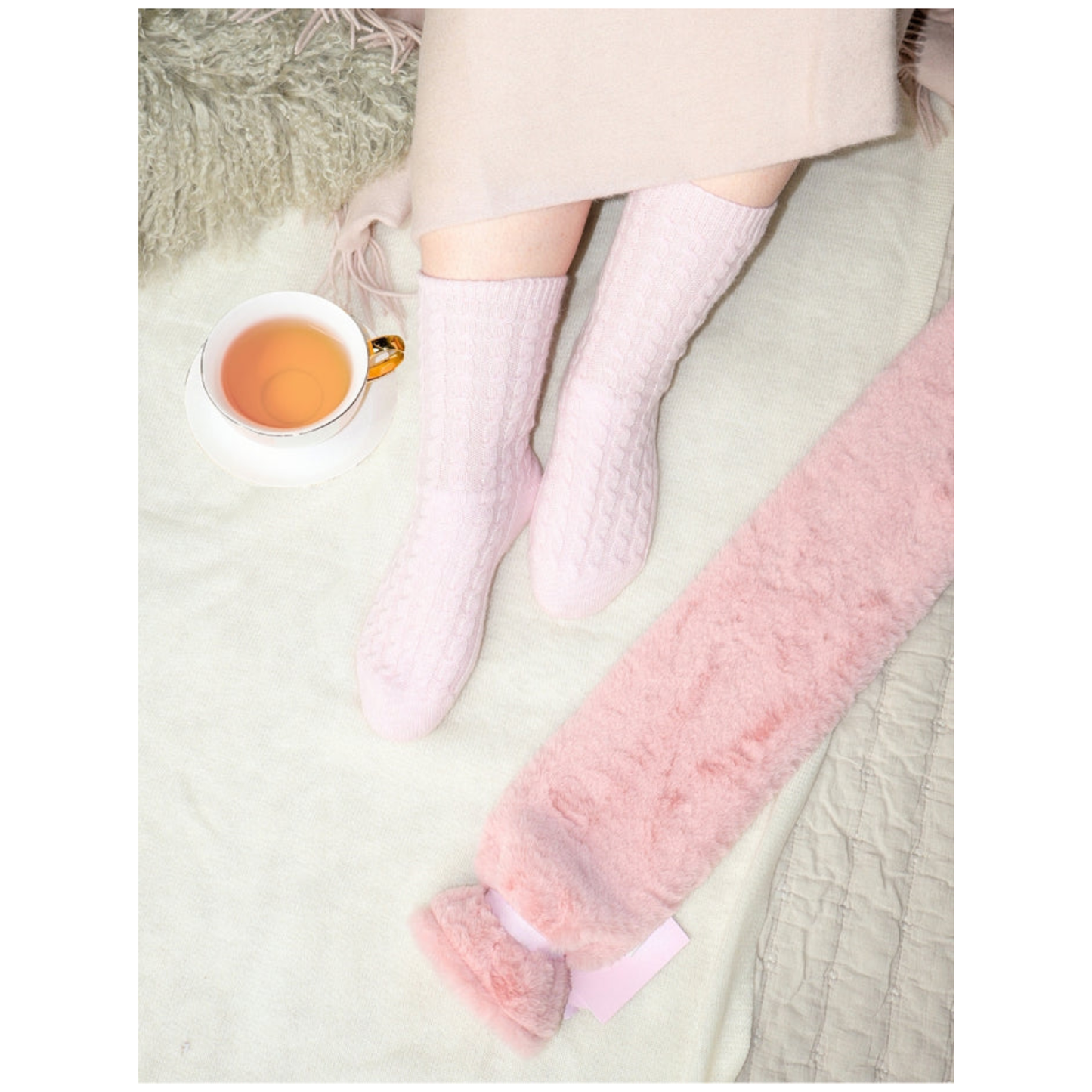 Cashmere Cable Knit Bed Socks | Pink | 100% Cashmere