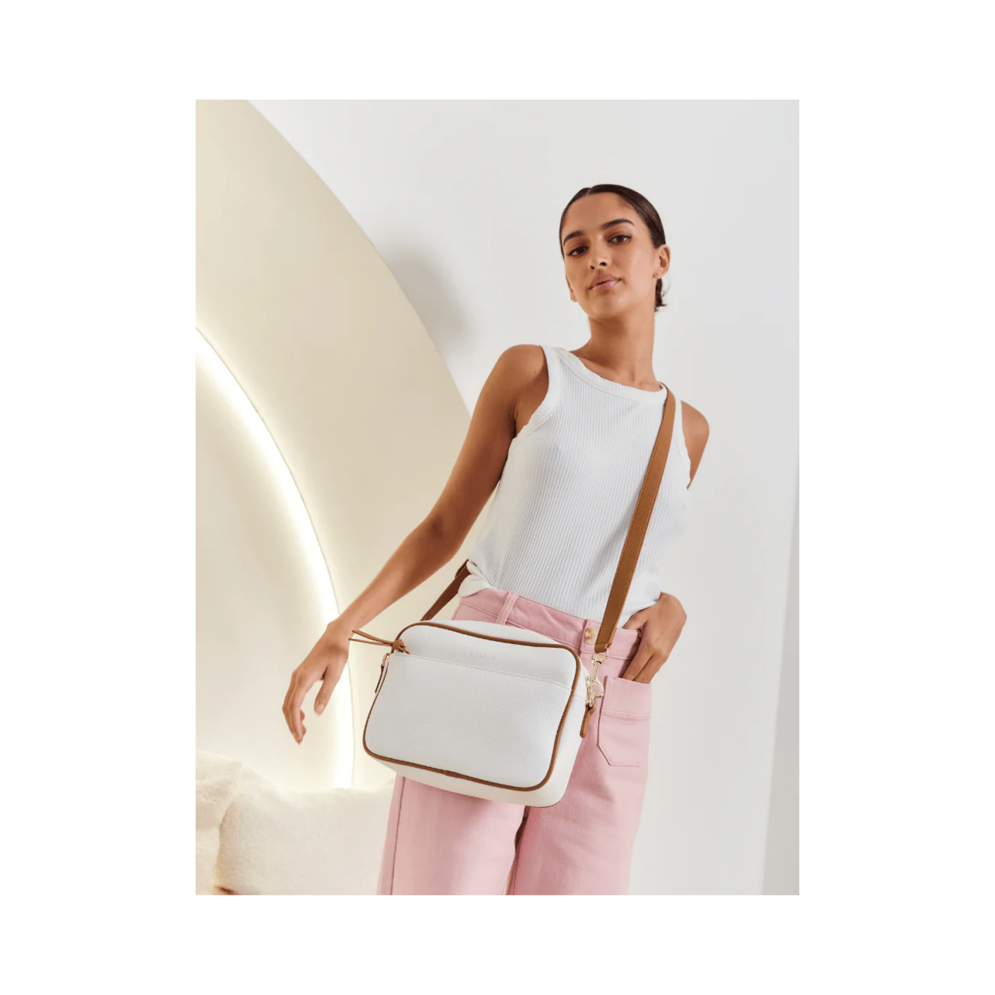 Zjoosh - Leah Cross Body Bag | White/Tan