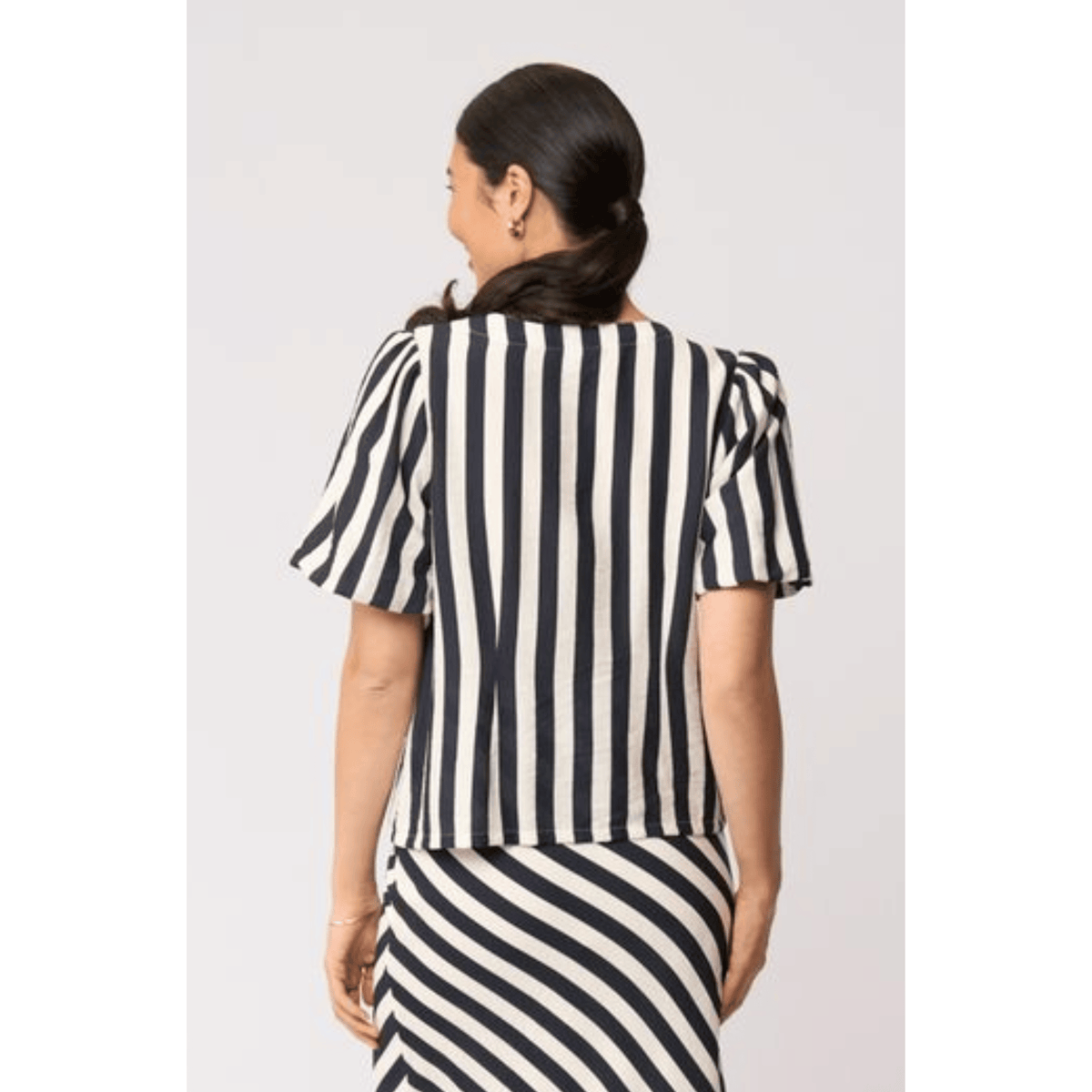 Stripe Right Top | Ink Stripe
