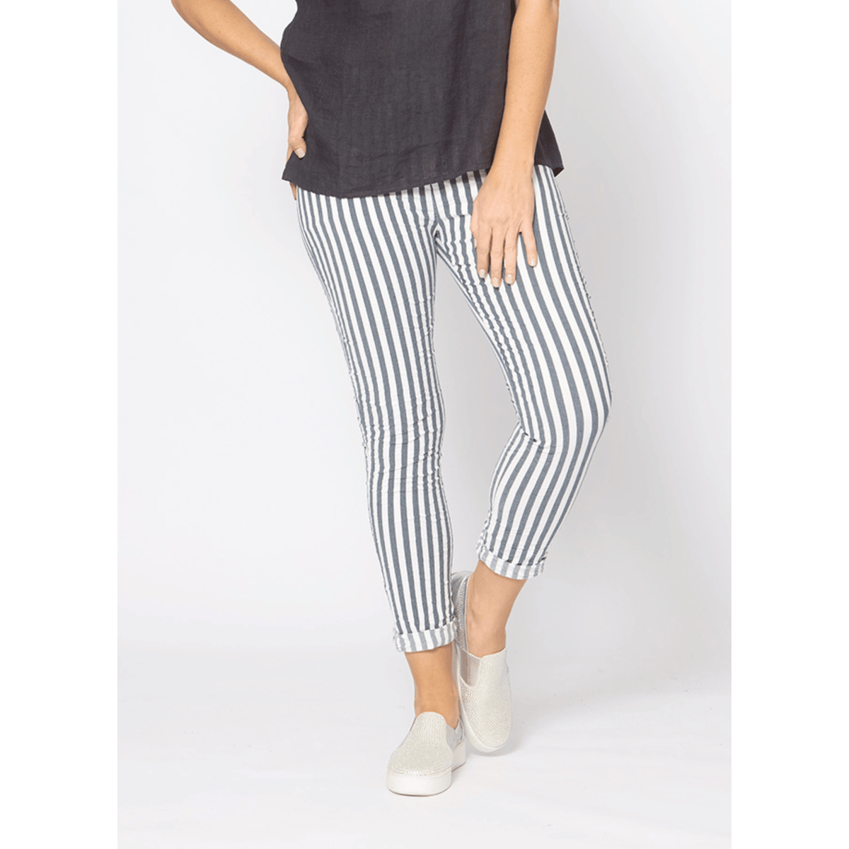 Obere Pant | White Blue Stripe | La Strada