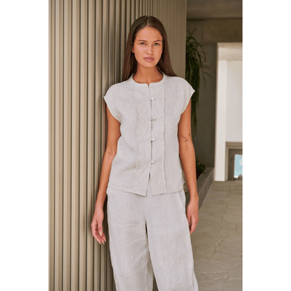 Jaya Top | Sand