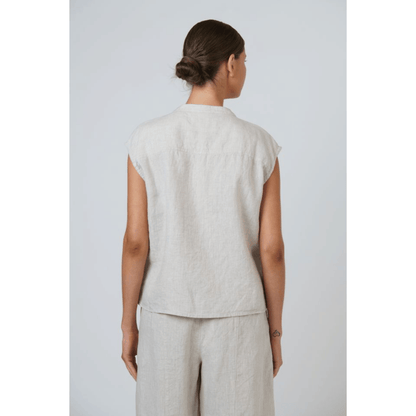 Jaya Top | Sand