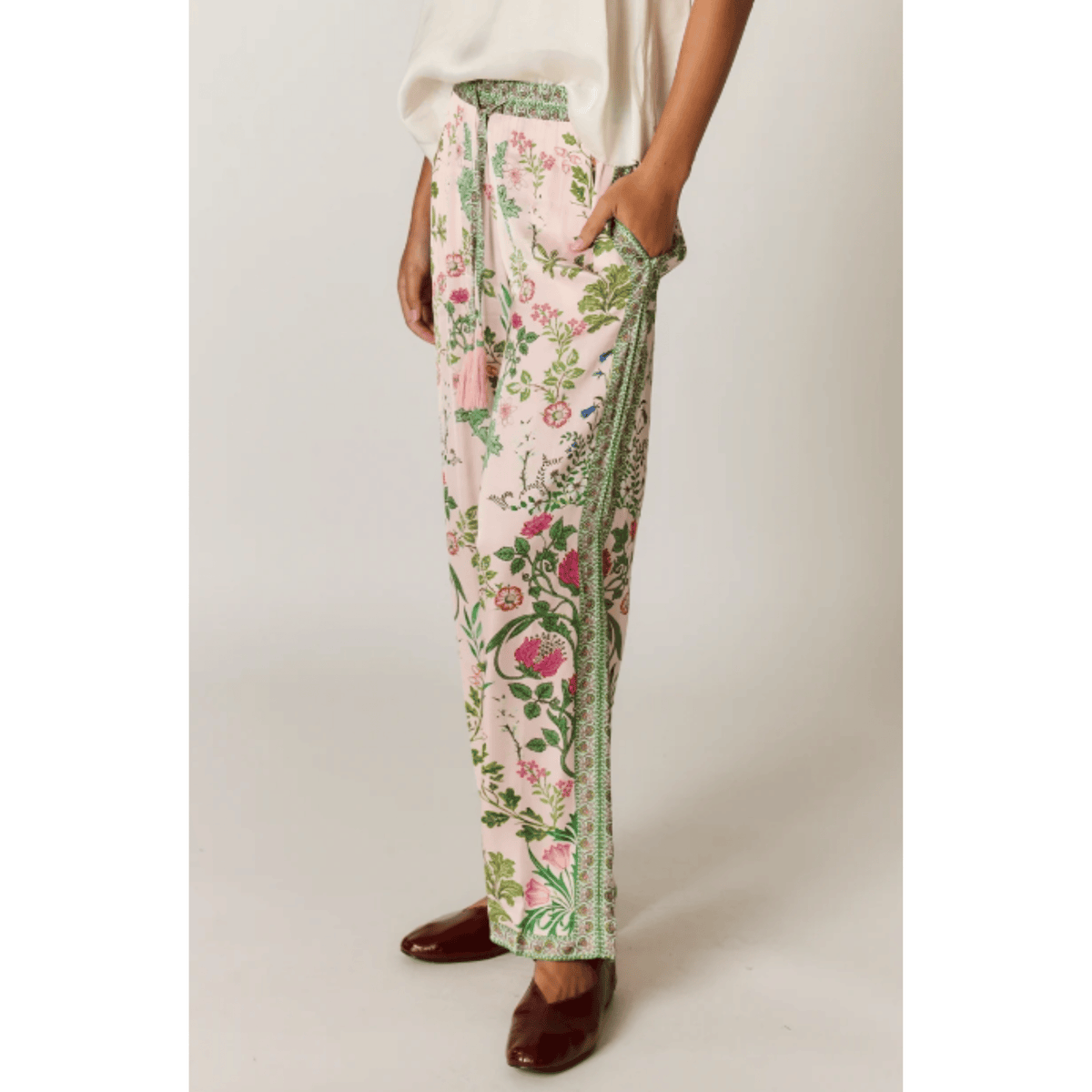 Tatiana Pant | Pink - Rubyyaya