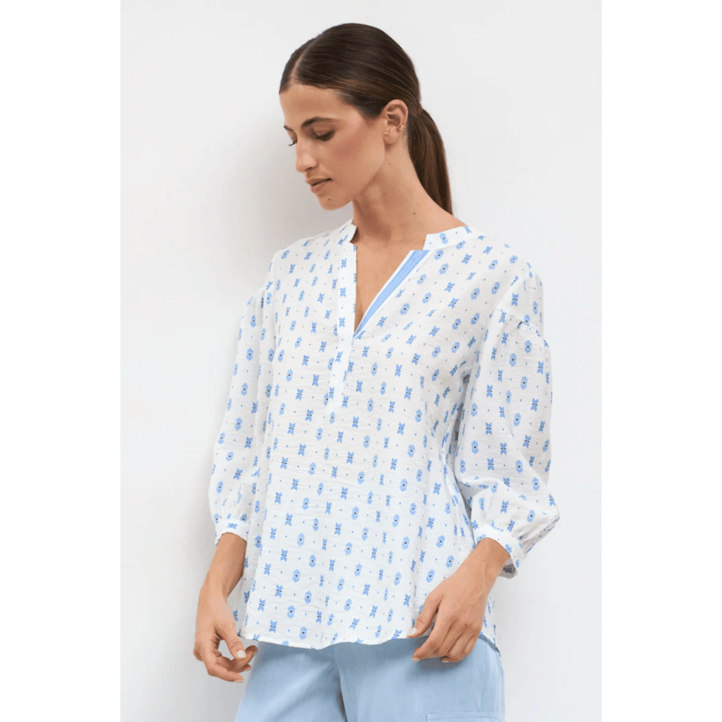 Joy Shirt | Light Blue