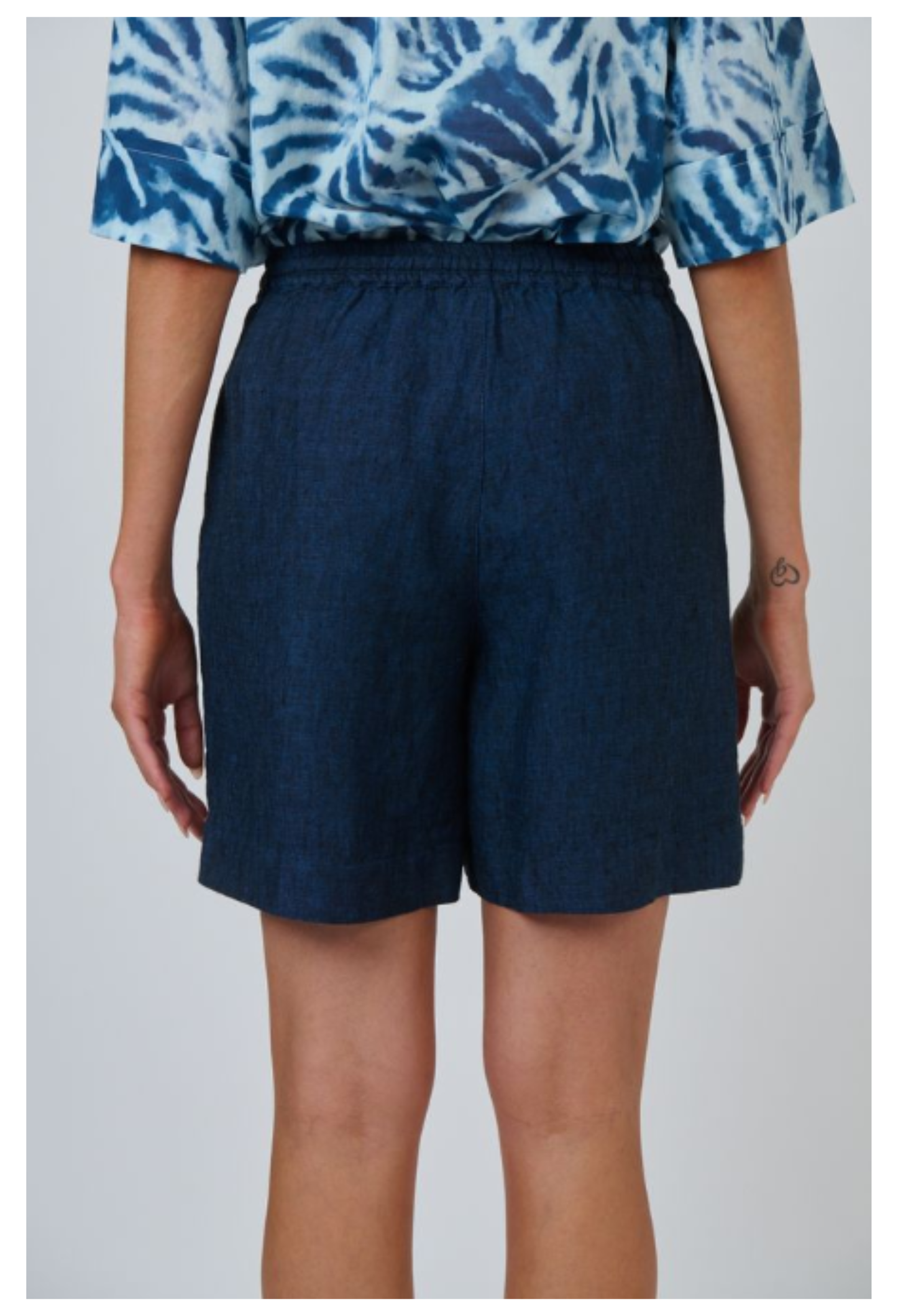 Beaudesert Linen Shorts | Eclipse