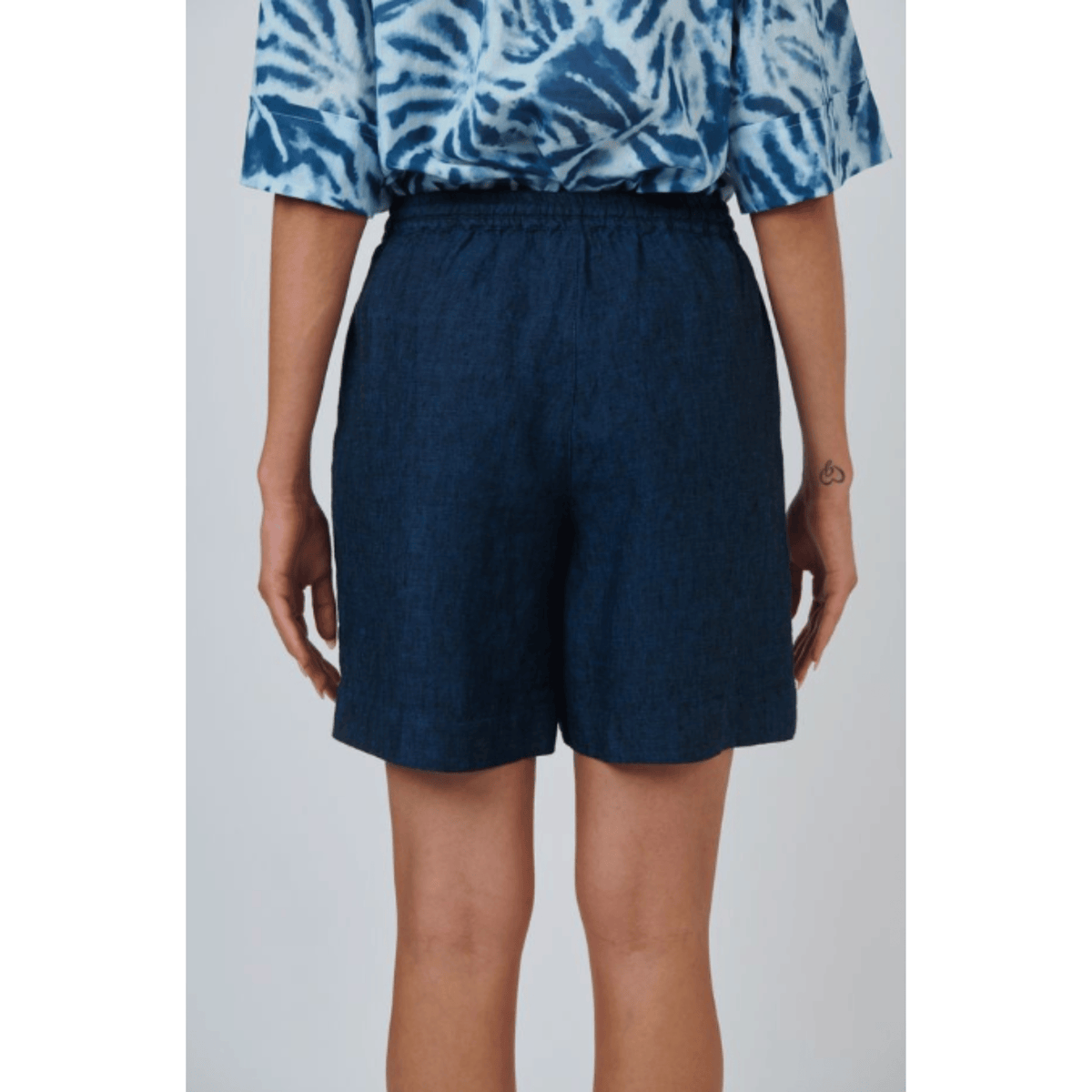Beaudesert Linen Shorts | Eclipse