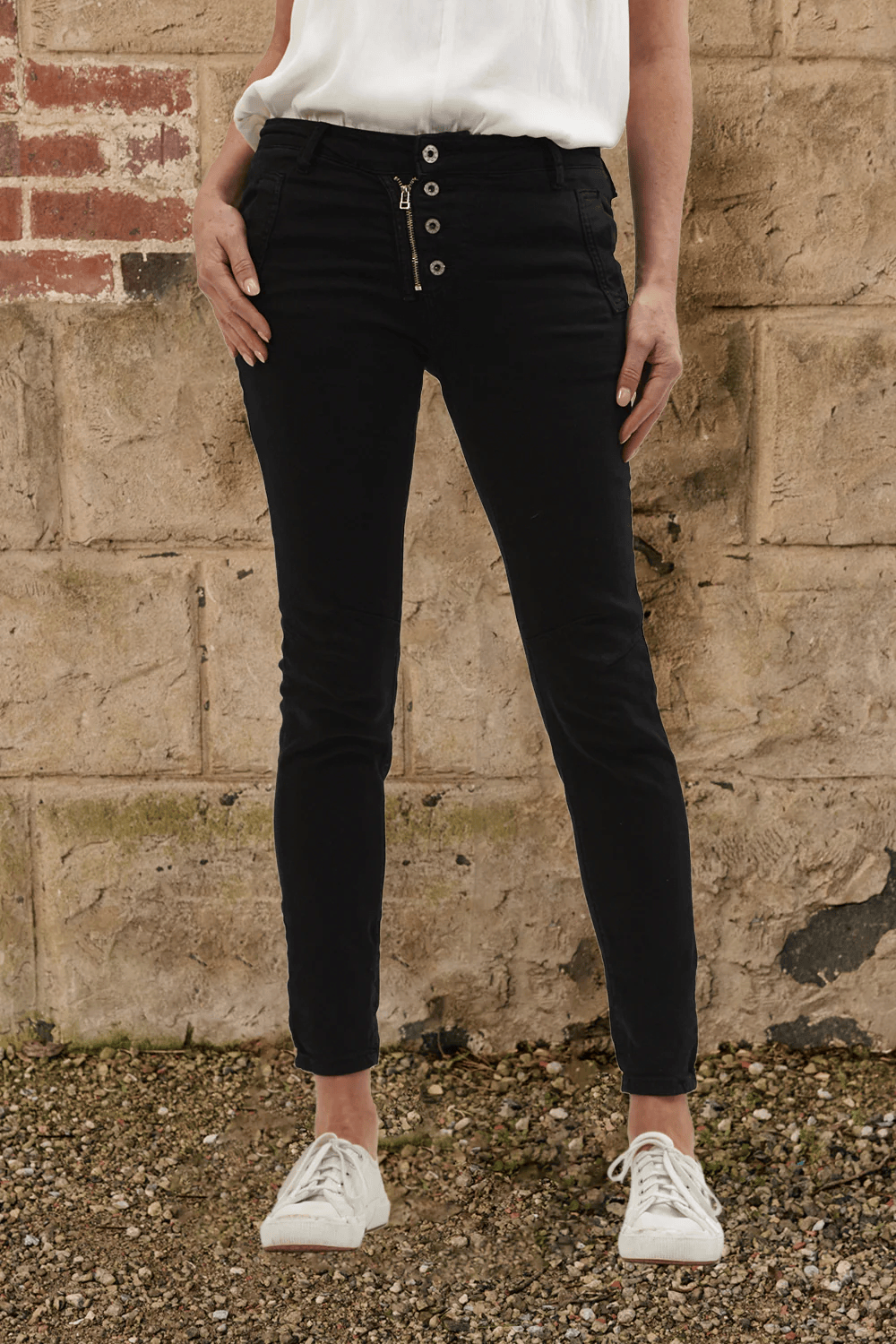 Italian Star - 4 Button Jean | Black
