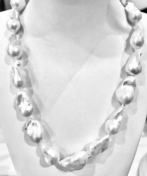 Jewellery - Bec 50 cm XL Baroque Pearl Necklace